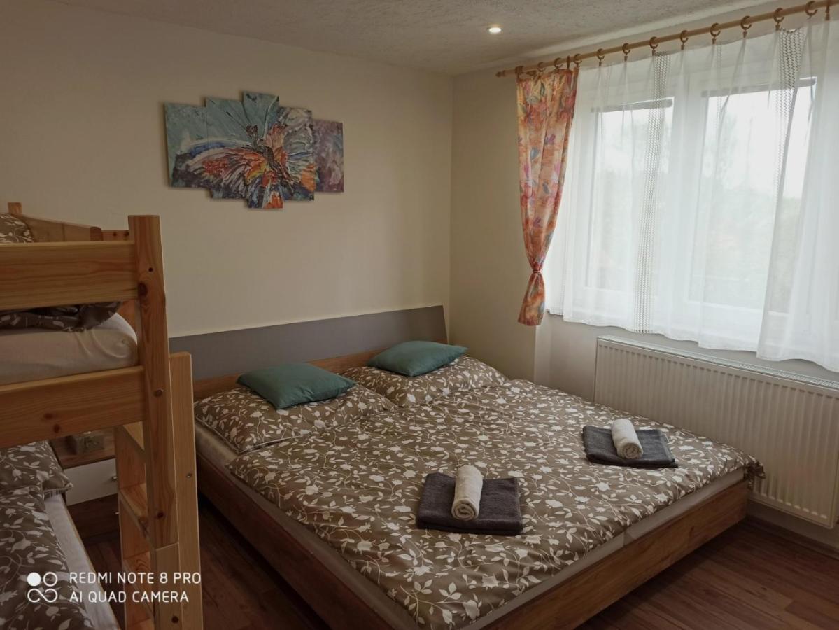 Černá v Pošumaví Apartman U Vrbu מראה חיצוני תמונה