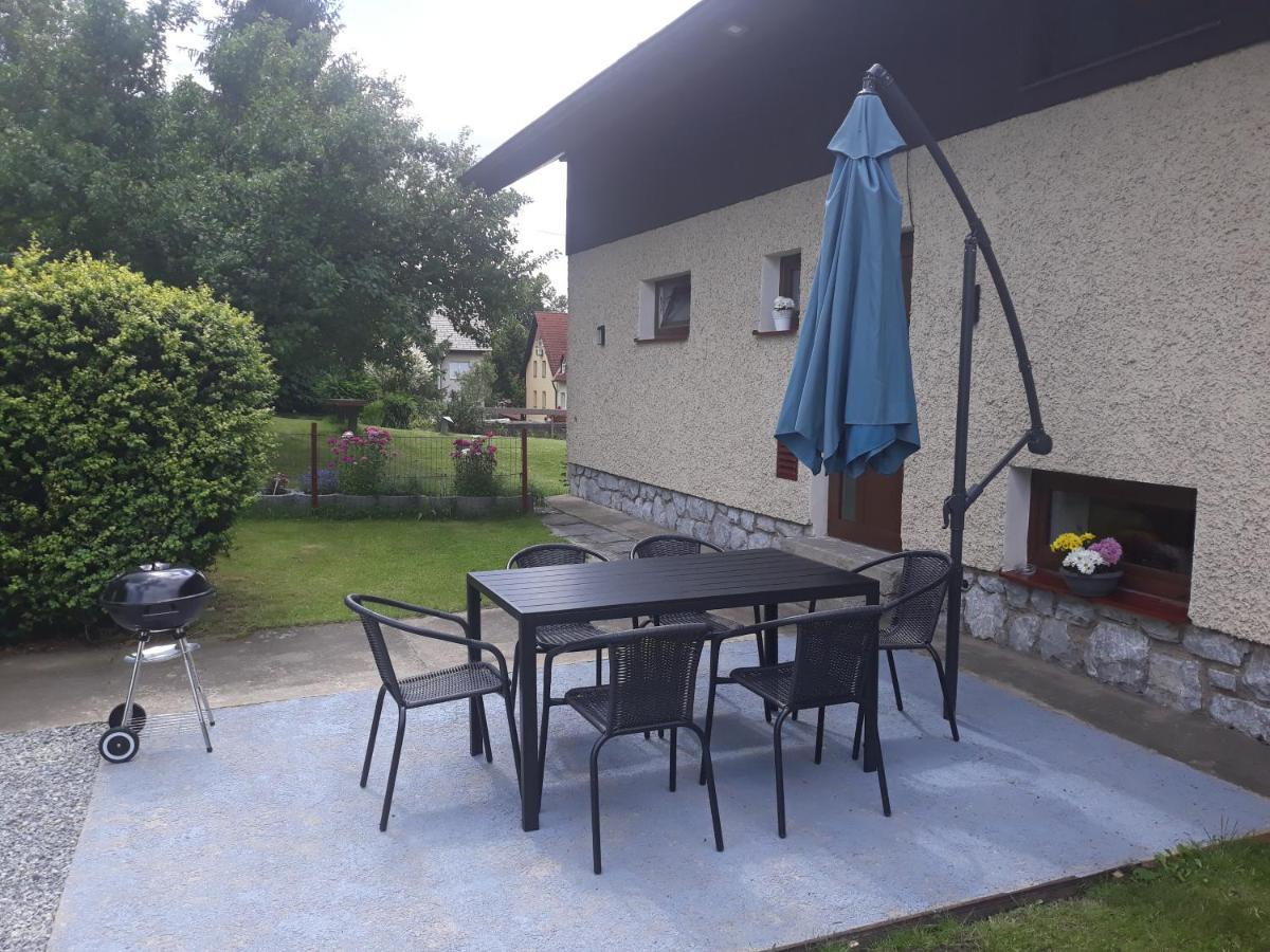 Černá v Pošumaví Apartman U Vrbu מראה חיצוני תמונה