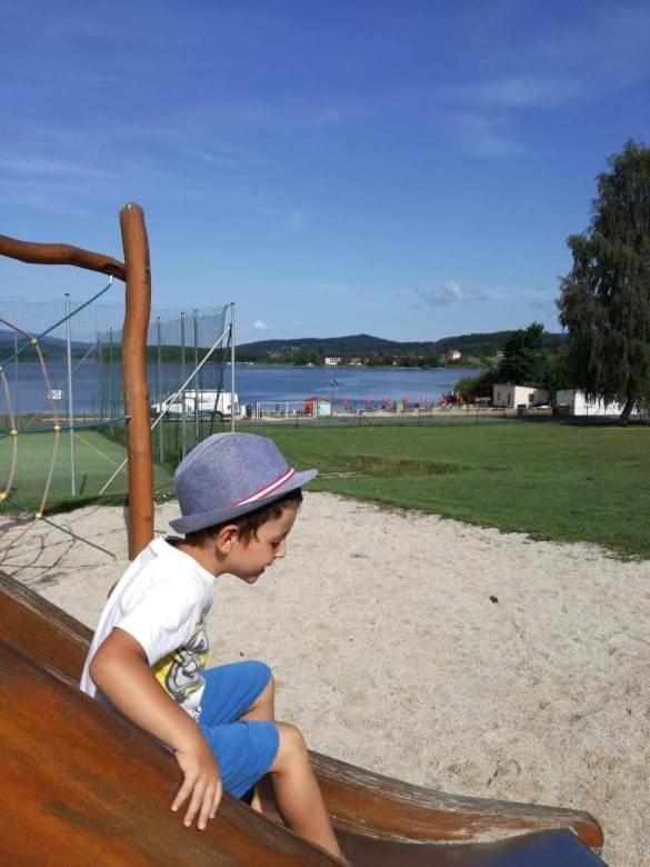 Černá v Pošumaví Apartman U Vrbu מראה חיצוני תמונה