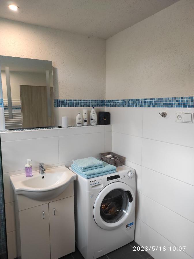 Černá v Pošumaví Apartman U Vrbu מראה חיצוני תמונה